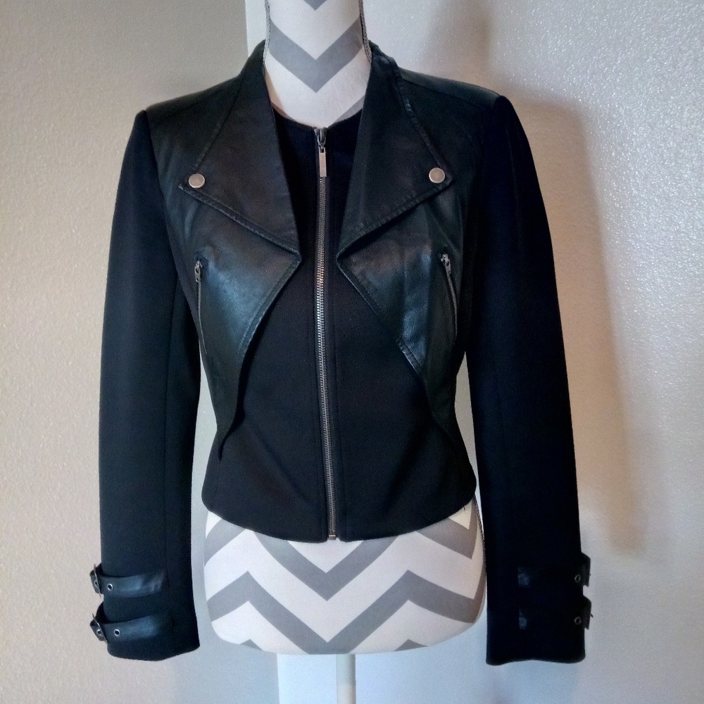 SOLD 💚💚💚 💋BeBe  Jacket 💋